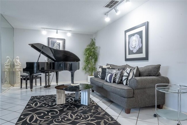 Photo - 5970 80th St N Unit 206