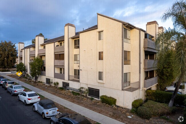 20253 Keswick St - Terramar Apartments
