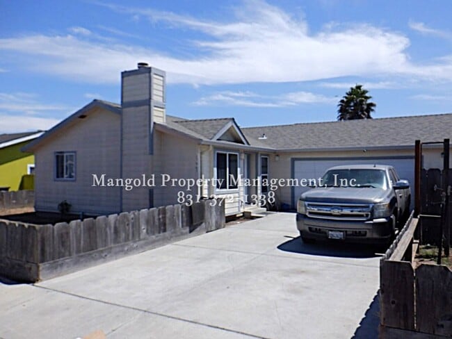 Building Photo - Spacious 3-Bedroom 2-Bath Home  with Firep...