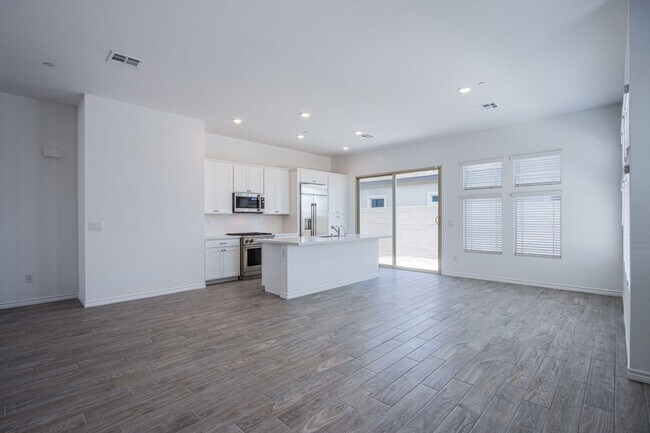 Building Photo - Stunning 2Bed/2Bath in Stonebridge of Summerlin!