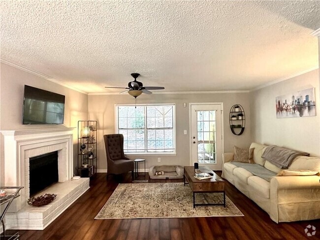 Building Photo - 5045 Laurel Springs Way SE Rental