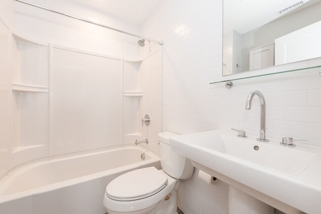 Photo - 127 Hudson St Unit 1