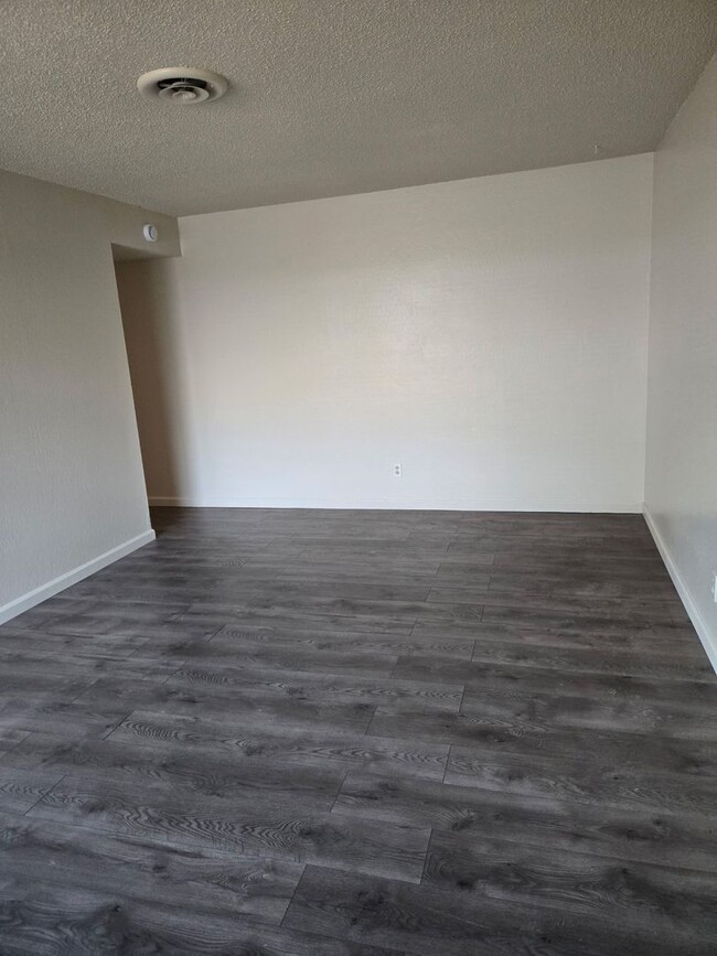 Photo - Loucreta 7900/7902 Unit 7902 Loucreta Drive