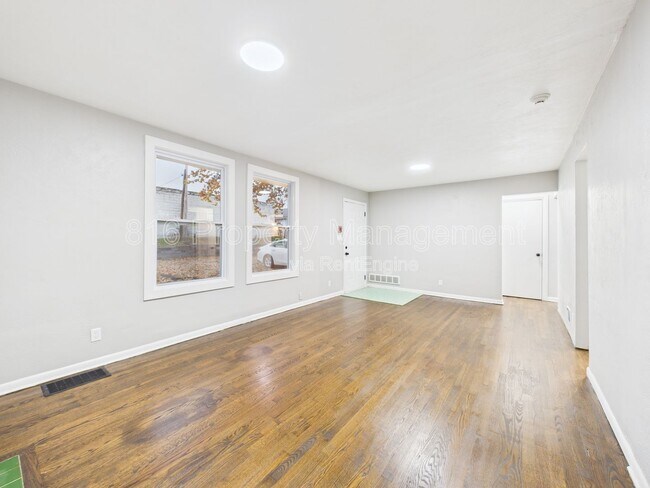 Photo - 7560 Prospect Ave Unit F