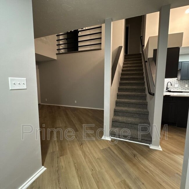 Photo - 1801 Ridgehaven Ct