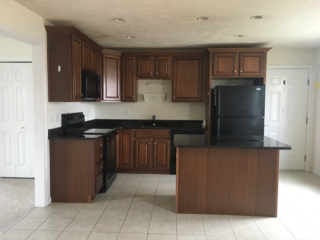 Kitchen Granite Counter - 24 Spring Bars Rd Unit 3C