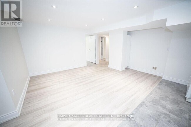 Photo - 550 Glencairn Ave Unit Bsmt