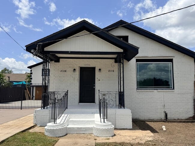 Photo - 2110 Eads St