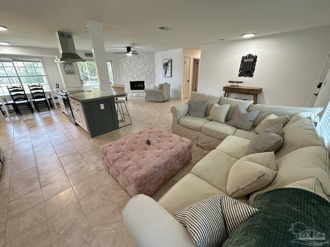 Photo - 1406 Rancho Villa Dr