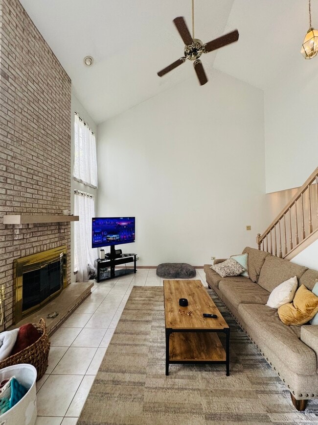 Photo - 2164 Seaver Ln