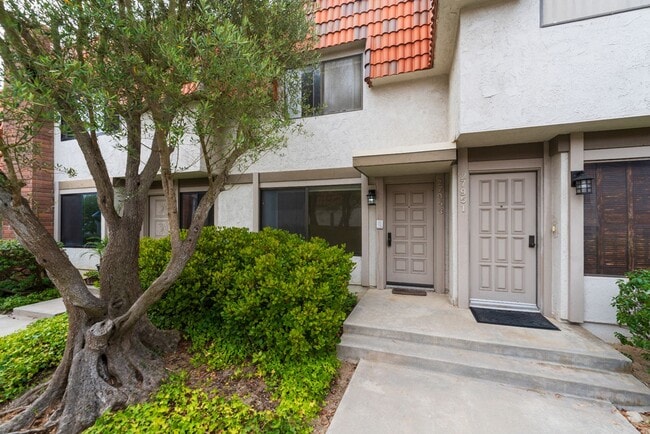 RPV Remodeled 2 bed 3 bath townhome in gat... - RPV Remodeled 2 bed 3 bath townhome in gat...