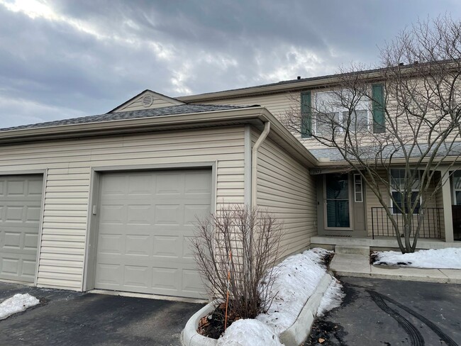 Photo - 1973 Jasper Ln Townhome