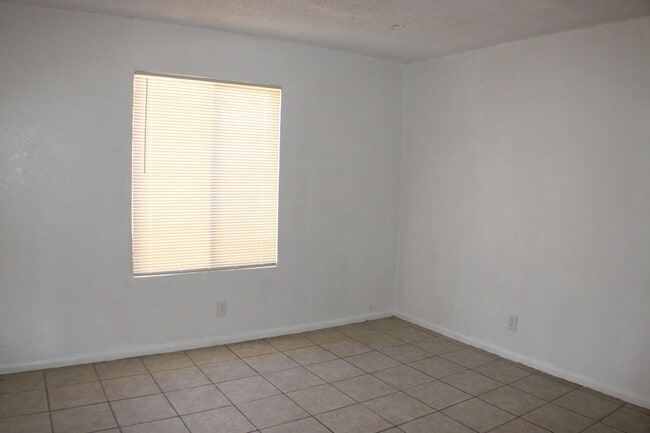 Photo - Charming 2 Bedroom, 1 Bath in California City, CA!
