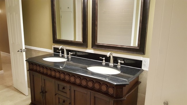 Photo - 705 Alabama St