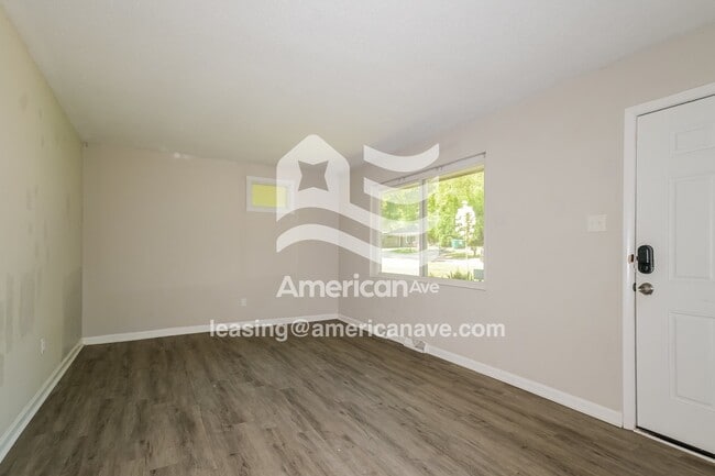 Photo - 10156 Ventura Dr