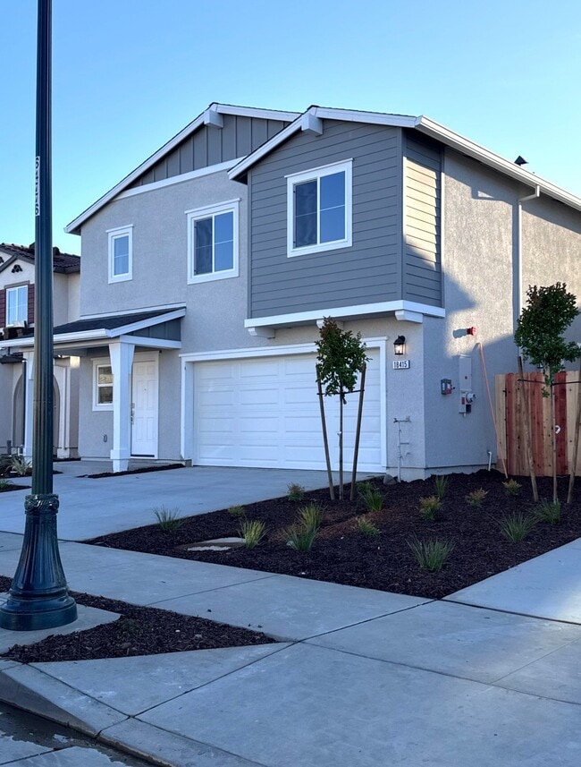 Photo - 18415 Waterfront Wy