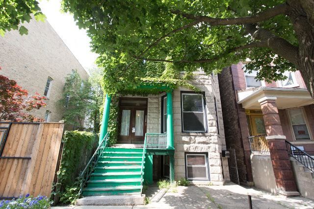 Building Photo - 870 W Buckingham Pl Unit M08H