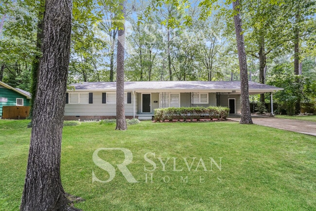 Photo - Feel welcome in this well-maintained 3BR 2BA