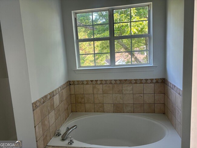 300 Harcourt Pl