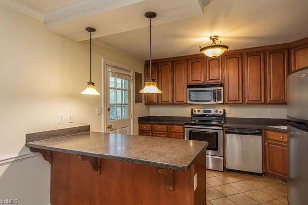 Photo - 380 Hanover Arms Ct Unidad C