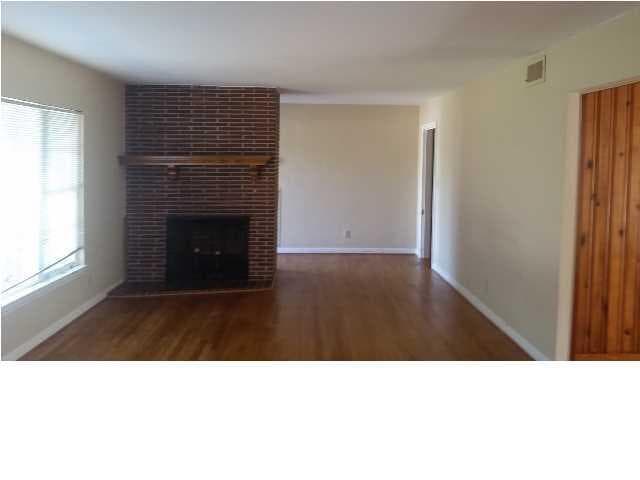 Photo - 282 Jackson Blvd