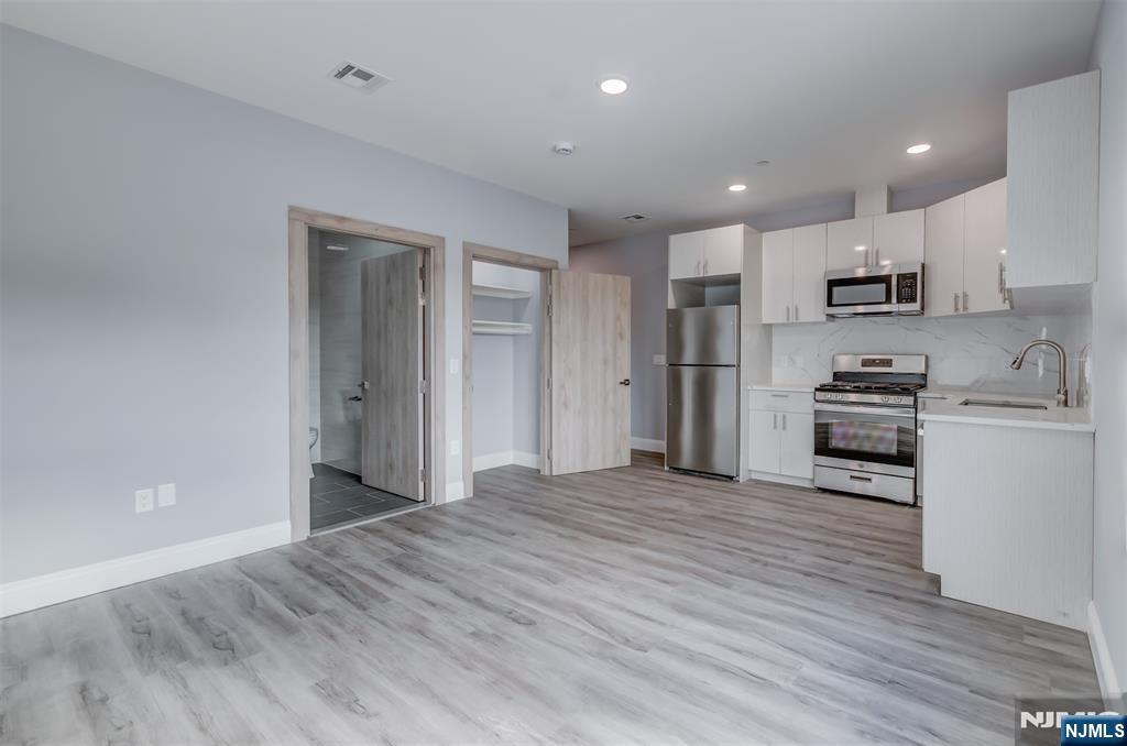 Photo - 311 Sip Ave Unit 410