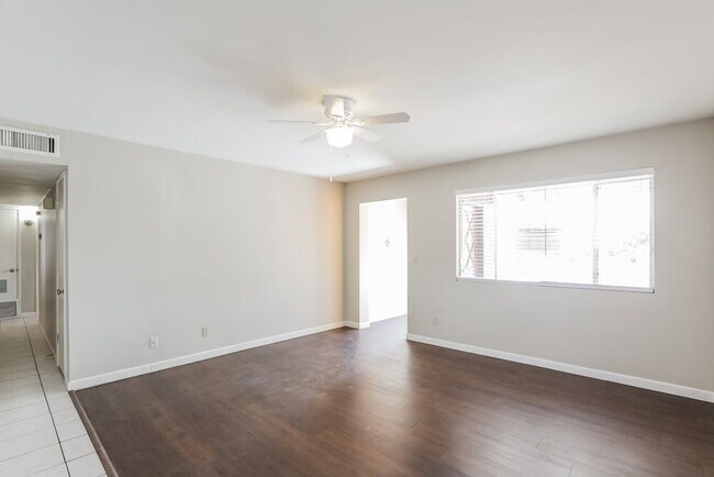 Photo - 1544 E Clover