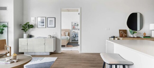 Photo - 225 N Elizabeth St Unit 709