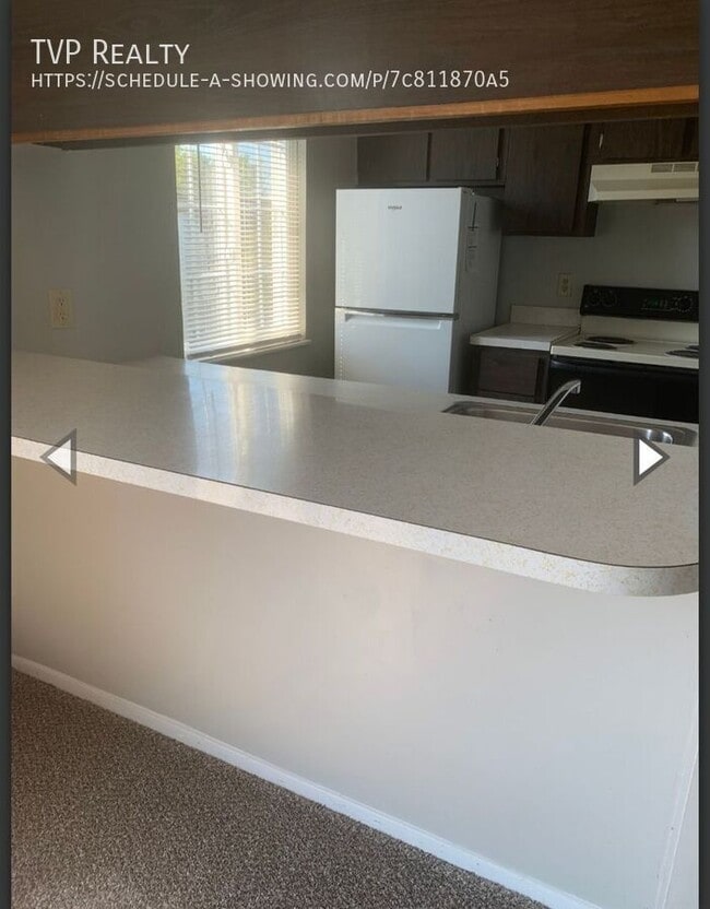 Photo - 123 Fox Hill Ln