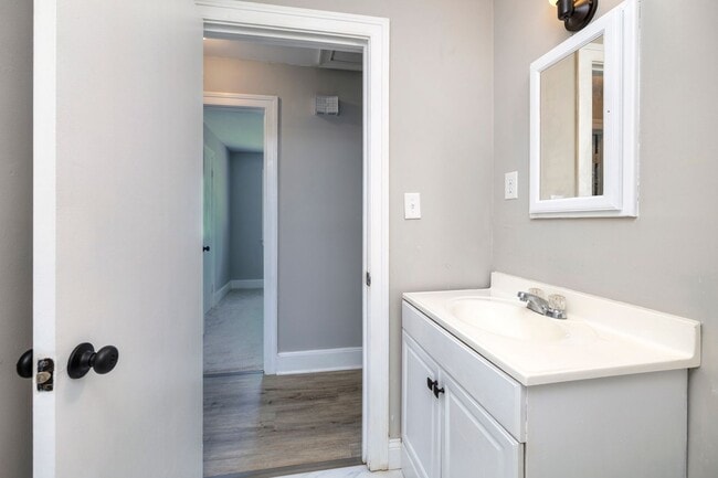 Photo - Beautifully Renovated 3 Bedroom Available!