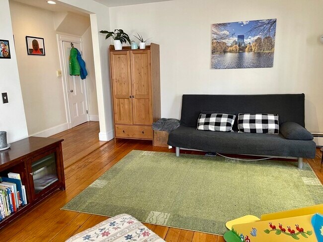 Photo - 49 Prince St Unit 1