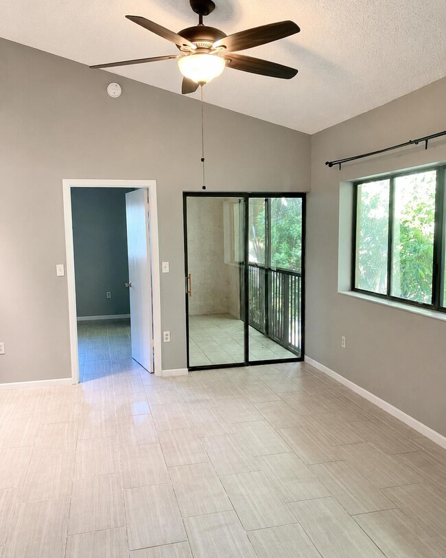 Photo - 2550 SW 18th Terrace Unidad 1606