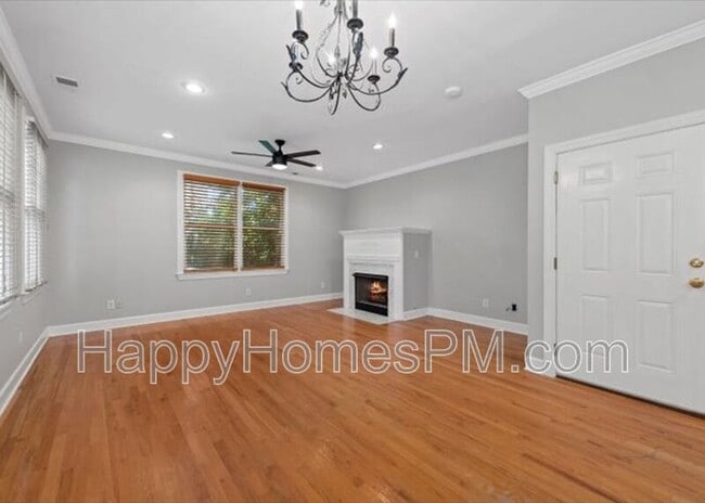 Photo - 11 Kirkland Ln