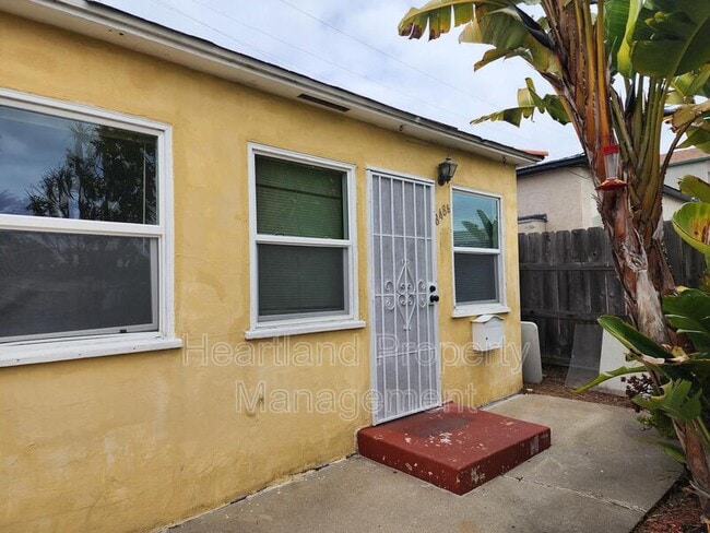 Photo - 848 1/2 Emerald Street