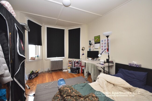Photo - 1255 Boylston St
