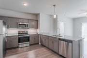 3BR, 2BA - 1,244-1,253SF