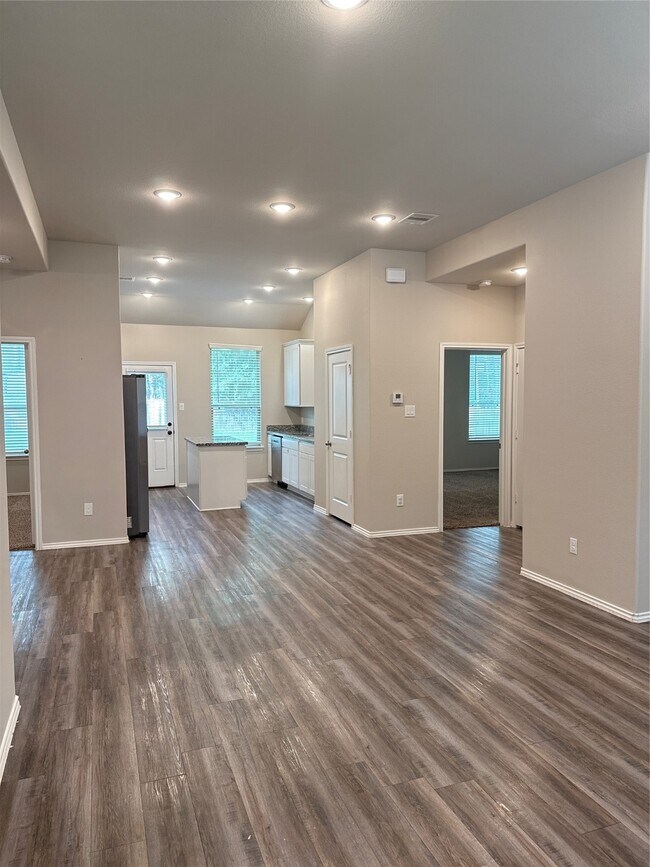Photo - 20130 Parkway Ln