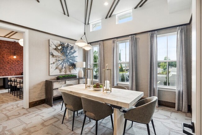 Riverchase Vista Apartments