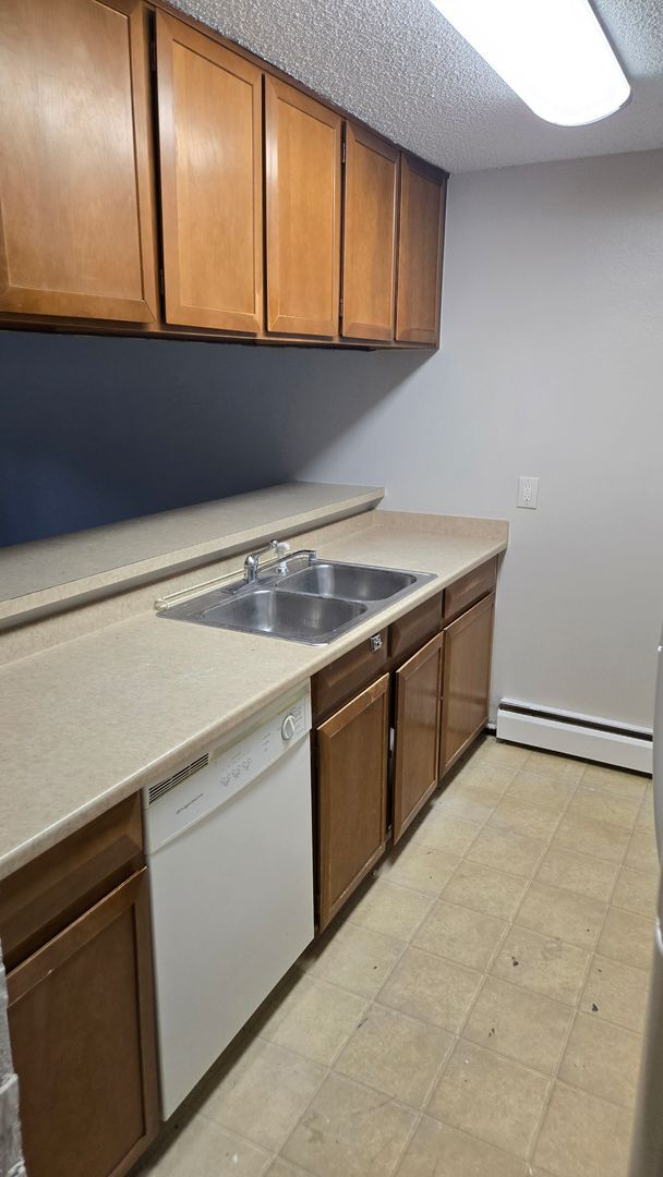 Photo - 1842 Canyon Blvd Unit 109