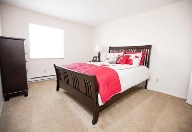 Photo - 2647 Eastgate Rd