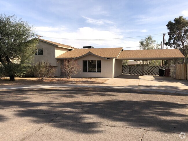 Building Photo - Great Location close to Old Town Scottsdale! Rental