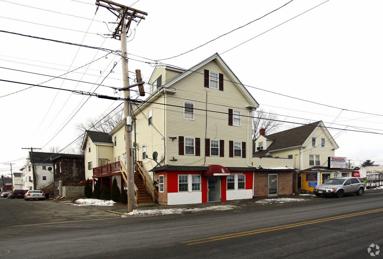 Photo - 206 Primrose St Apartments