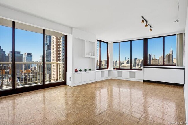 Photo - 4-74-74 48th Ave Unit 19A