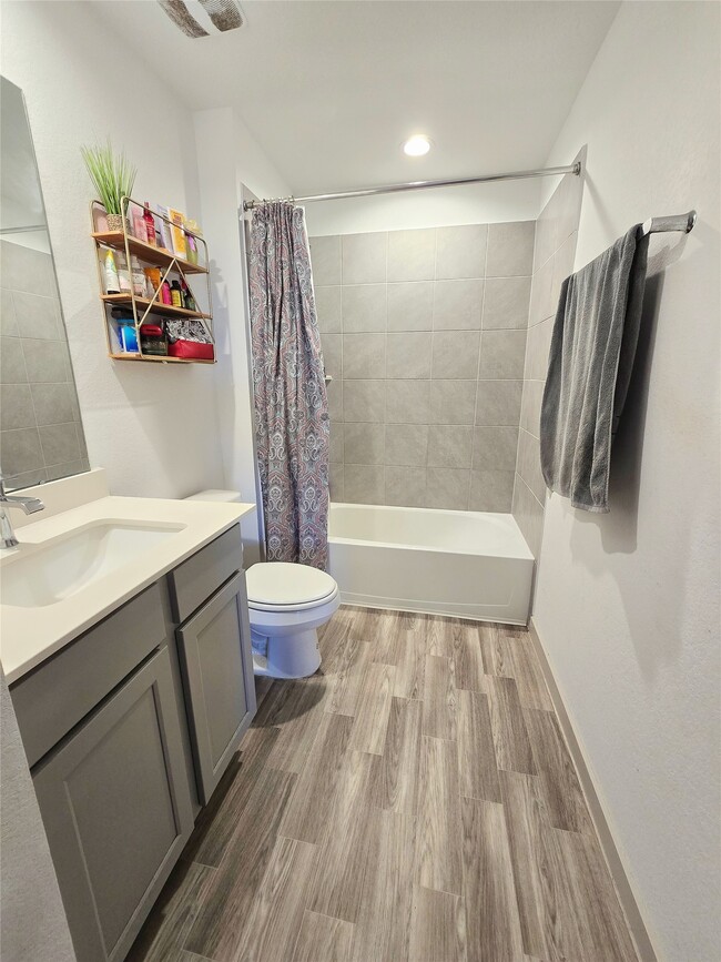 Photo - 7722 Caspian Ranch Dr