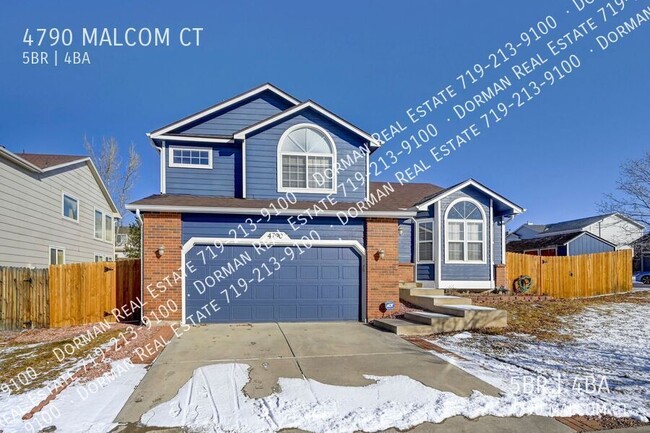 Five bedroom two story home with BONUS ROO... - Five bedroom two story home with BONUS ROO...