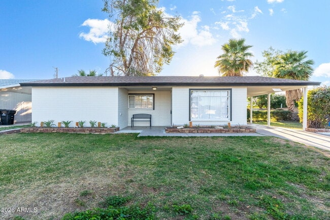 Photo - 4129 N 35th Way