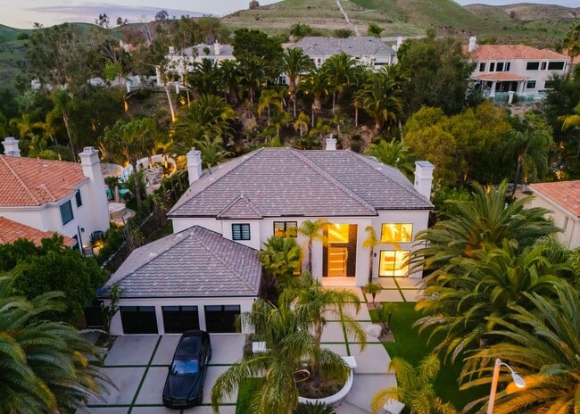 Building Photo - 25879 Chalmers Pl