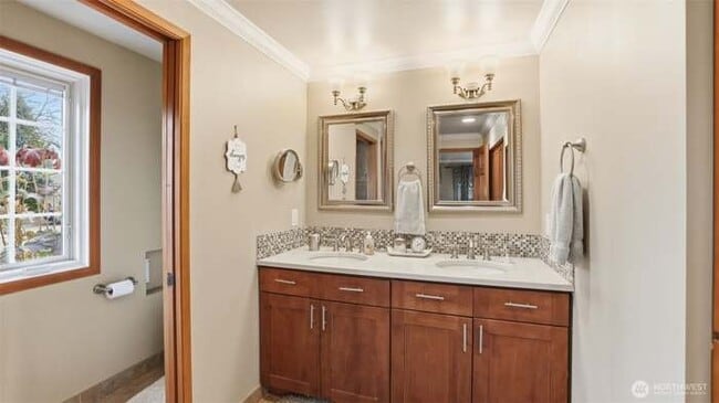 Photo - 16404 142nd Pl SE
