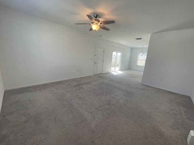 Photo - 413 Heartfield Dr