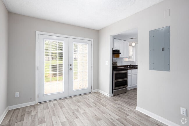 2BR, 1.5BA - 1,050SF - Dining Room